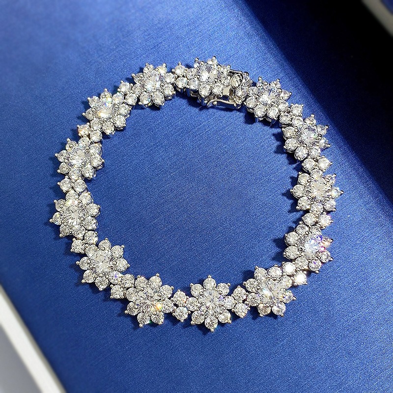 Full Inlaid SUNFLOWER S925 Silver Artificial Diamond Flower-shaped Bracelet - Silver, 18cm